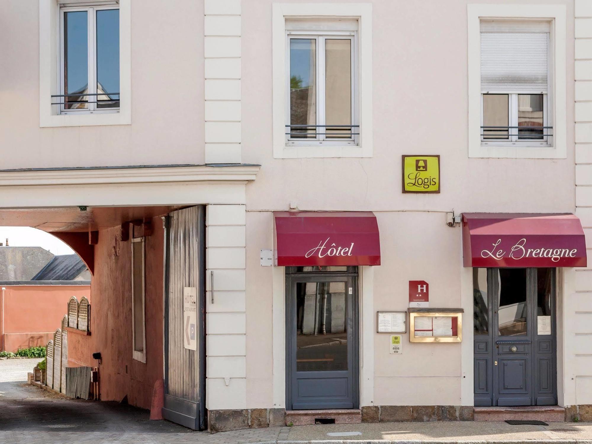 Logis Le Bretagne Hotel Sillé-le-Guillaume Exterior photo