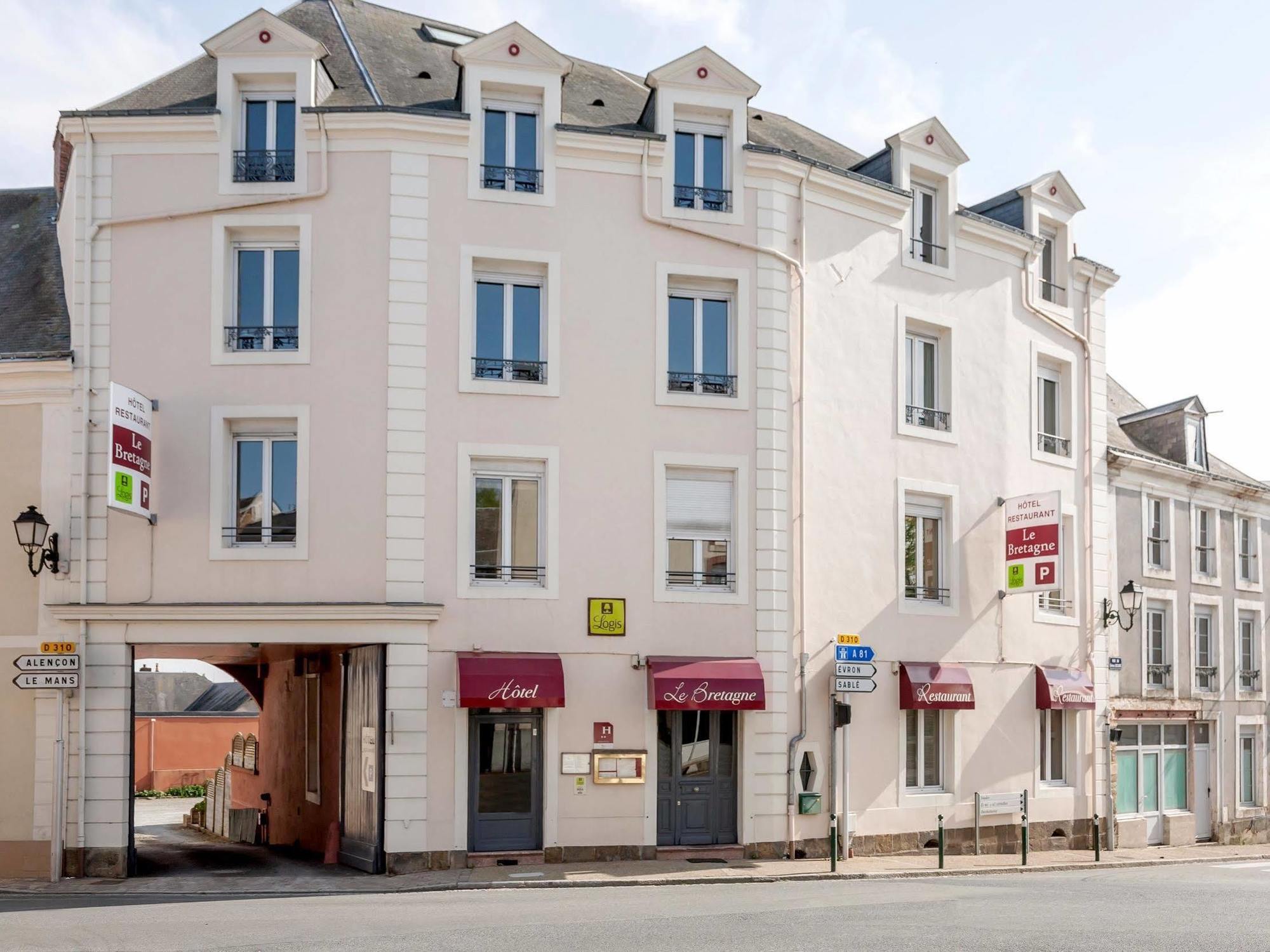 Logis Le Bretagne Hotel Sillé-le-Guillaume Exterior photo